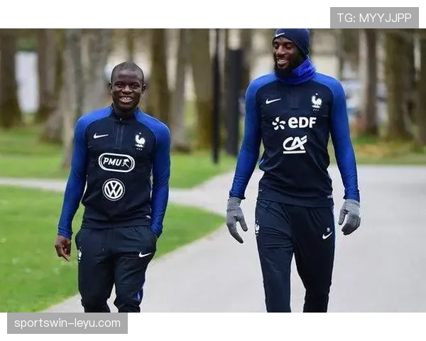 坎特拦截创纪录，防守表现成为球队胜利关键