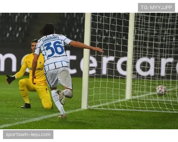 阿什拉夫助攻爆发助球队豪取连胜，状态回暖成关键先生