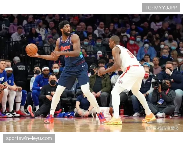 沙尔克中路渗透奏效，团队协作逆转取胜