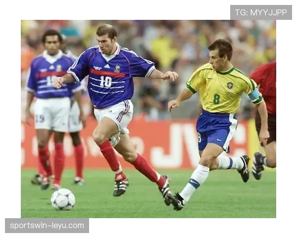 齐达内表现稳健，持续引领现代足球风格