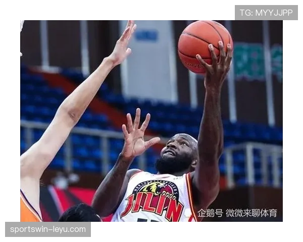 维塔利·米科连科状态回暖，助力球队连胜征程