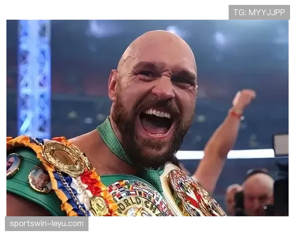 泰森·富里睡醒称体重，比我一个月工资还轻